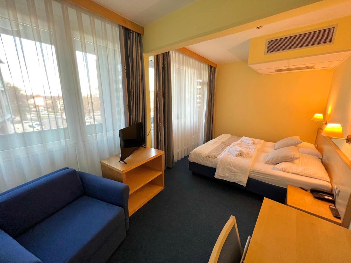 Hotel Jeruzalem Ljutomer Exteriör bild