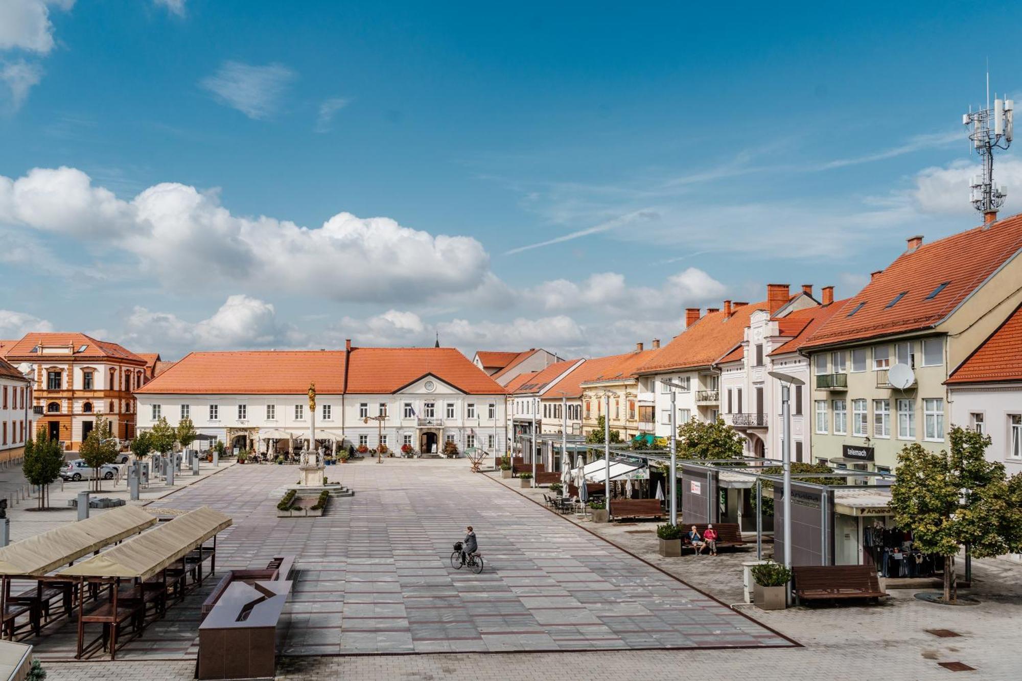 Hotel Jeruzalem Ljutomer Exteriör bild
